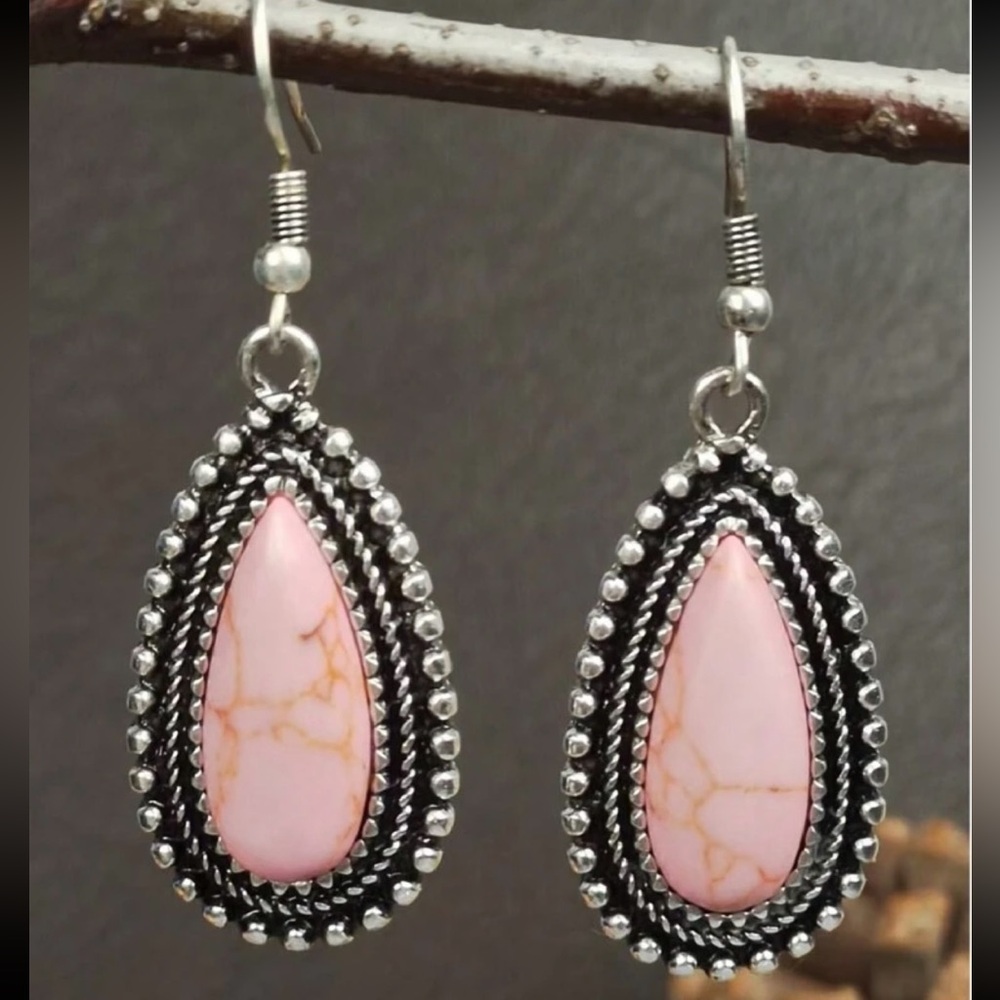 NWOT Pink Teardrop Earrings